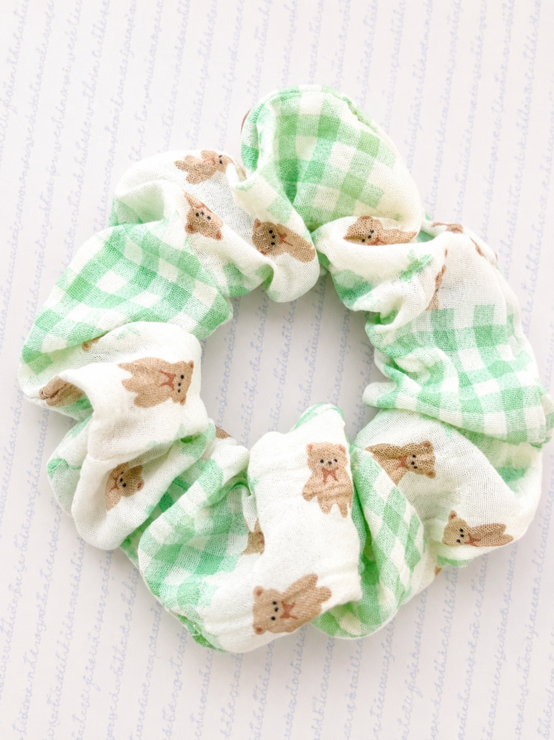Aesthetic Picnic Scrunchies 🎀