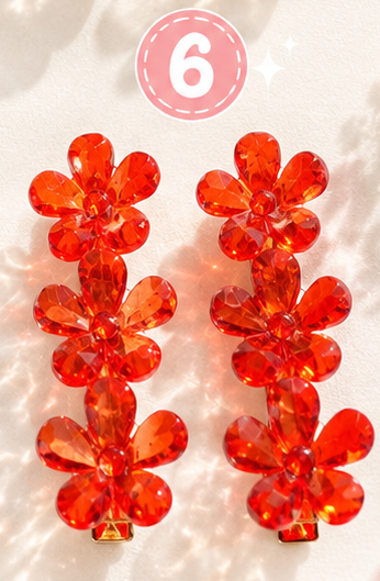 Luxe crystal flower hair clips ✨